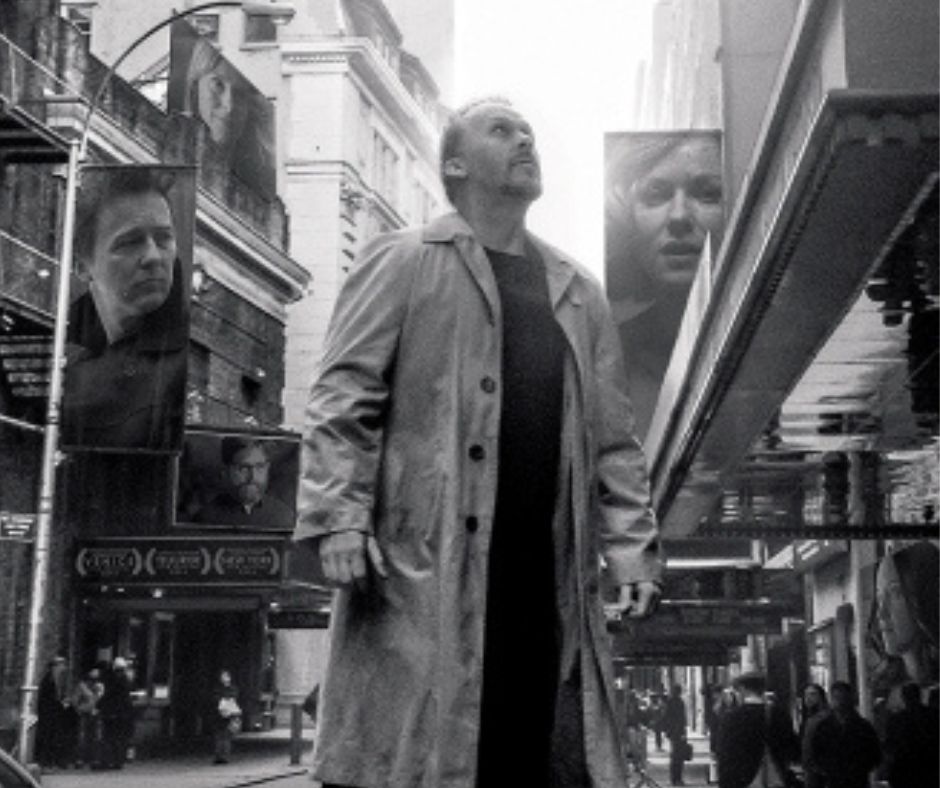 バードマン あるいは 無知がもたらす予期せぬ奇跡 考察 えいがひとつまみ